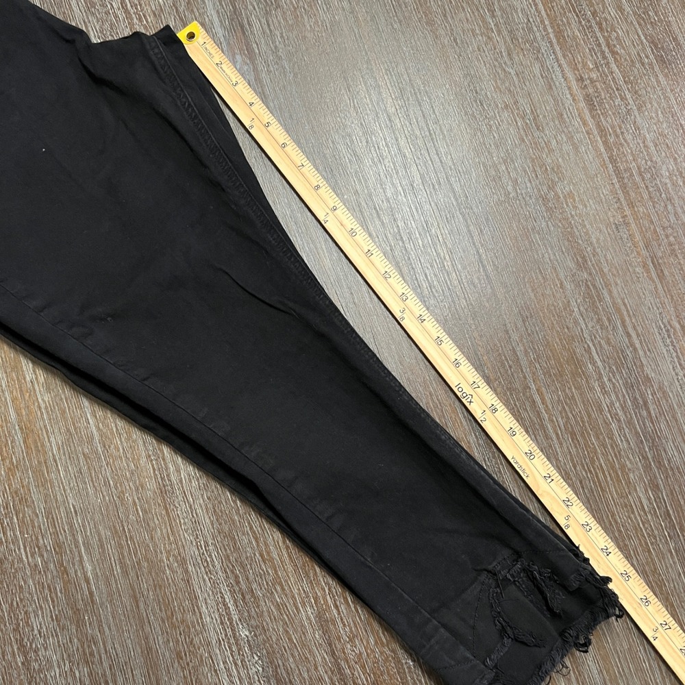 BKE Black GABBY Skinny Jeans Distressed Frayed Hem Women's Size 31 - Picture 8 of 8